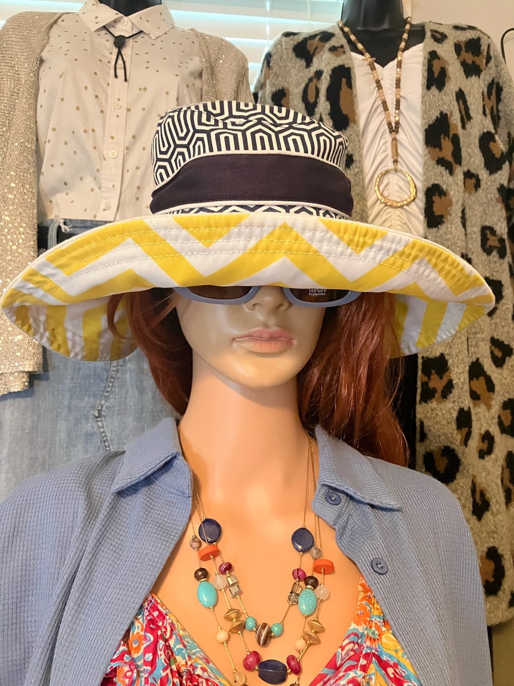 Vintage  Wide-Brim Fabric Sun Hat in Yellow and Navy